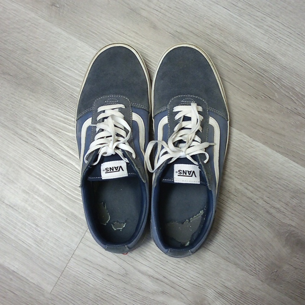 SOLD Vans Classic Men's Blue Sneakers - Picture 4 of 6